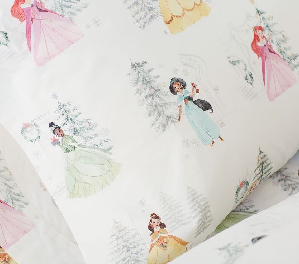 Disney® Princess Festive Organic Sheet Set & Pillowcases Pottery Barn